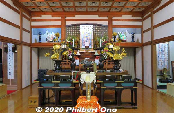 Kotokuji Temple altar in Nikko. 高徳寺（日光市）
Keywords: tochigi nikko kotokuji temple