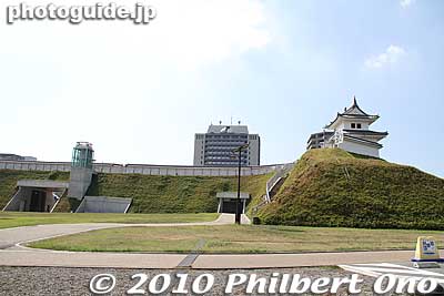 I just took a taxi and passed by the castle without venturing into the hot summer sun.
Keywords: tochigi Utsunomiya castle 