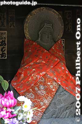 如意輪堂
Keywords: tokyo adachi-ku ward nishi-arai daishi temple shingon sect Buddhist temple