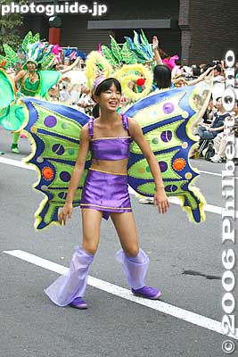 Keywords: tokyo taito-ku ward asakusa samba festival matsuri sexy woman women costume player cosplayer