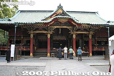 Nezu Shrine Haiden Hall, Important Cultural Property 拝殿
Keywords: tokyo bunkyo-ku nezu jinja shrine