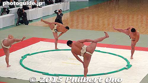 Sumo at the Budokan.
Keywords: tokyo chiyoda-ku budokan martial arts japansumo