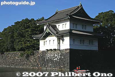 Tatsumi Turret, also called Sakurada-Niju Turret 翼櫓（桜田二重櫓）
Keywords: tokyo chiyoda-ku imperial palace kokyo edo castle moat turret