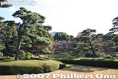Ninomaru Garden 二の丸庭園
Keywords: tokyo chiyoda-ku imperial palace kokyo edo castle ninomaru garden pine tree