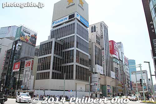 The old Sony building in Ginza.
Keywords: tokyo chuo-ku ginza