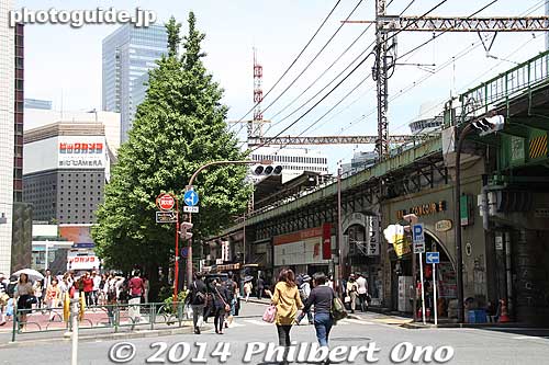 Toward Yurakucho Station.
Keywords: tokyo chuo-ku ginza