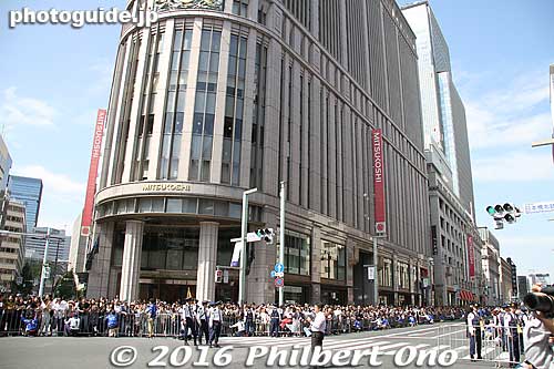 Victory parade for Japan's Rio Olympic and Paralympic medalists was held on Oct. 7, 2016 in Tokyo's Ginza and Nihonbashi areas. At Nihonbashi near Mitsukoshi Dept. Store.
These photos were taken at Nihonbashi.
Keywords: tokyo chuo ginza nihonbashi Rio Olympic Paralympic medalists parade