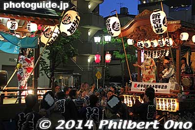 Keywords: tokyo fuchu kurayami matsuri festival floats