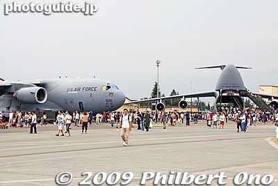 On the farthest end of the festival site were the two biggest planes on display. The C-17 Globemaster III (left) and C-5 Galaxy (right).
Keywords: tokyo fussa yokota united states usa air base force military japanese-american japan america friendship festival airplanes jets aircraft 