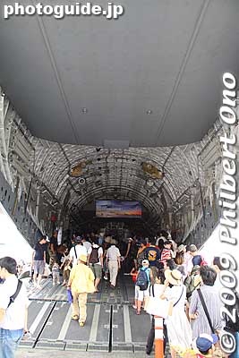 Entering the C-17 Globemaster III cargo plane.
Keywords: tokyo fussa yokota united states usa air base force military japanese-american japan america friendship festival airplanes jets aircraft 