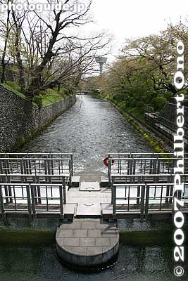 Start of Tamagawa Josui Aqueduct. The Aqueduct was built in 1653, 50 years after Shogun Tokugawa Ieyasu moved to Edo. 玉川上水
Keywords: tokyo hamura tamagawa river josui canal