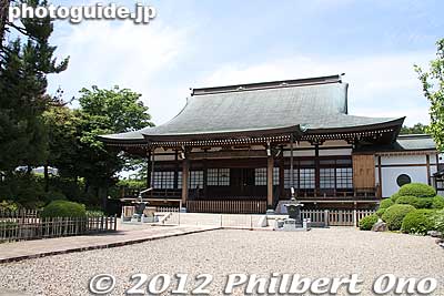 Shofukuji temple's Hondo Hall. 本堂
Keywords: tokyo higashimurayama Shofukuji temple zen rinzai