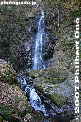 Total height of the falls is 60 meters, from the top falls not visible.
Keywords: tokyo hinohara-mura village hossawa waterfall