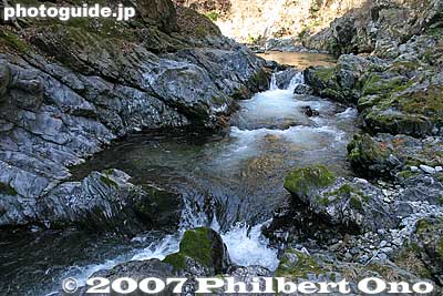 Upstream Kichijoji Falls
Keywords: tokyo hinohara-mura village kichijoji waterfall