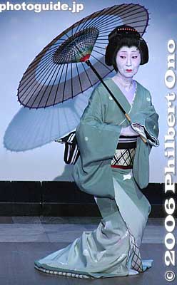 2. Sumidagawa (Sumida River)
Keywords: tokyo kagurazaka geisha dance odori umbrella japangeisha kimonobijin