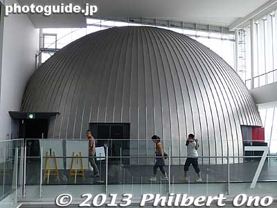 Planetarium
Keywords: tokyo koto-ku miraikan science technology museum odaiba