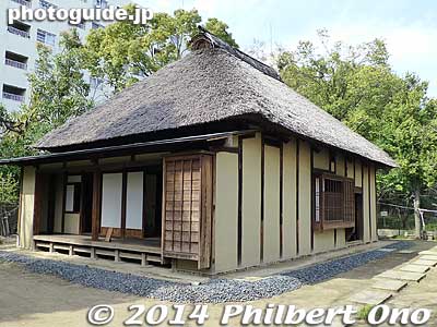 The park also has Koto Ward's oldest house, the former Oishi family home built over 160 years ago in the late Edo Period. 旧大石家住宅
Keywords: tokyo koto-ku sendaibori park riverside minka oishi house