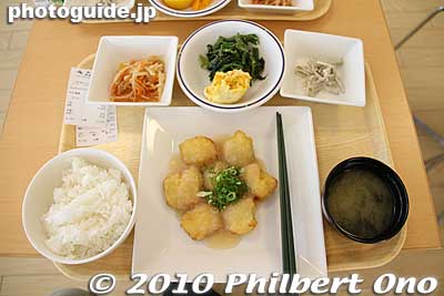 My lunch on campus.
Keywords: tokyo meguro-ku university of tokyo todai komaba campus 