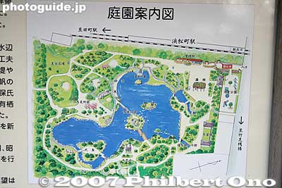 The buildings were destroyed in the Kanto Earthquake in 1923 and the property was donated to Tokyo in 1924 to commemorate the start of Emperor Showa's reign.
Keywords: tokyo minato-ku ward kyu shiba rikyu garden trees pond