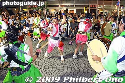 Inokashira-ren 井之頭連
Keywords: tokyo mitaka awa odori dancers matsuri festival 