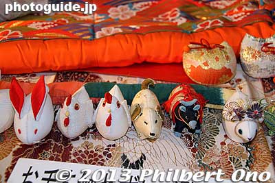 Keywords: tokyo mizuho-machi hina matsuri doll festival koshinkan