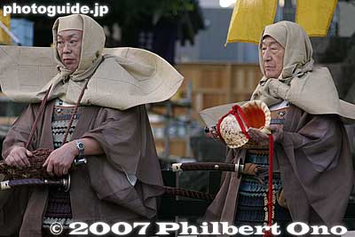 Instrument players
Keywords: tokyo nakano-ku hosenji buddhist temple shingon-shu warrior monks procession priest