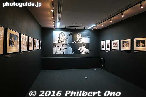 The exhibition had a few rooms.
Keywords: tokyo nakano-ku beatles photo exhibition