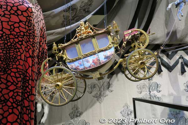 Flying horse carriage.
