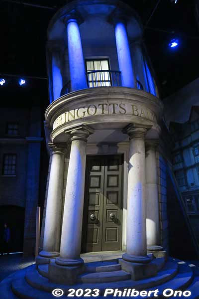 Gringotts Bank (with goblin workers) has a facade, but we cannot enter it like at the Harry Potter London studio which has a full-size replica of the bank’s interior.
Keywords: Tokyo Nerima Warner Bros. Harry Potter Studio Tour