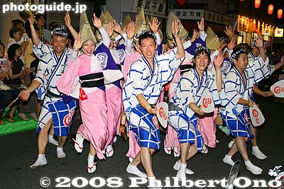 Kitamachi Awa Odori Dance, Nerima-ku, Tokyo きたまち阿波おどり
Keywords: tokyo nerima-ku kitamachi awa odori dance summer festival matsuri dancing dancers women parade kimono matsuri7