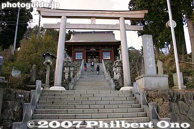 Steps toward Musashi-Mitake Shrine
Keywords: tokyo ome mitakesan mt. mitake mountain hike hiking