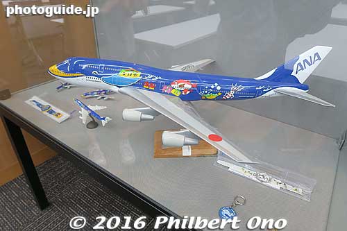 ANA's whale plane.
Keywords: tokyo ota-ku haneda airport ANA maintenance facility planes boeing jets
