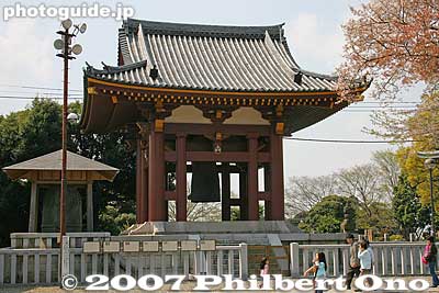 Bell tower 鐘楼堂
Keywords: tokyo ota-ku ikegami honmonji temple buddhist nichiren