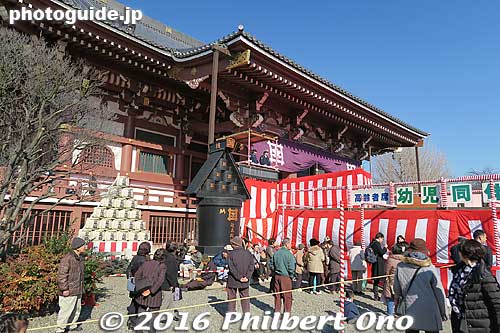Keywords: tokyo ota-ku ikegami honmonji temple buddhist nichiren Setsubun