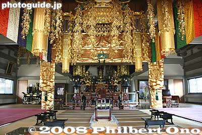 Inside Hondo Main Hall
Keywords: tokyo setagaya-ku ward gotokuji buddhist zen soto-shu temple