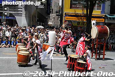 Taiko drummers kicked off the festival.
Keywords: tokyo shibuya kagoshima ohara matsuri dancers festival