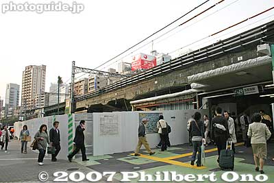 JR Gotanda Station, west side being completely redeveloped.
Keywords: tokyo shinagawa-ku ward gotanda train station