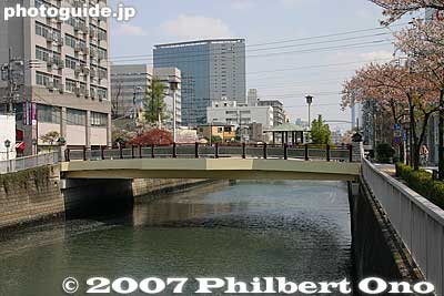 Shinagawa Bridge and Meguro River.
Keywords: tokyo shinagawa-ku tokaido road shinagawa-juku post town stage town shukuba