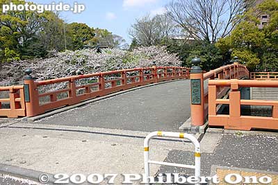 Bridge to Ebara Shrine.
Keywords: tokyo shinagawa-ku tokaido road shinagawa-juku post town stage town shukuba