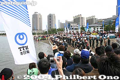 Men's triathlon starting line
Keywords: tokyo minato-ku odaiba triathlon swimming cycling marathon