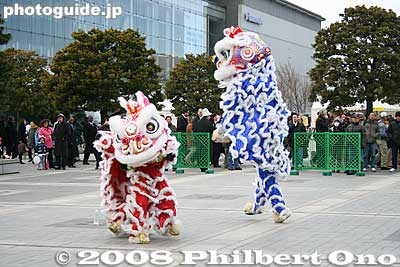 Chinese dragon dance
Keywords: tokyo marathon runners race big sight ariake koto-ku ward
