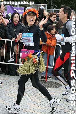Hula dancer? Not from Hawaii though.
Keywords: tokyo marathon runners race costume players cosplayers