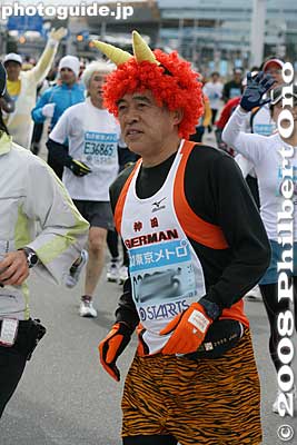 Devil
Keywords: tokyo marathon runners race costume players cosplayers