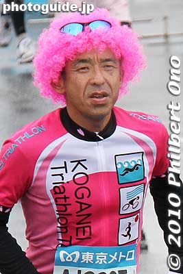 Pink afro
Keywords: tokyo marathon 2010 costume players cosplayers 