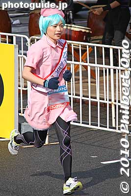 Keywords: tokyo marathon 2010 costume players cosplayers 