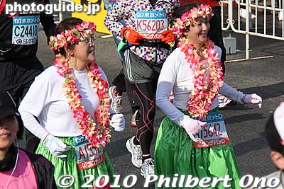 Hula ladies
Keywords: tokyo marathon 2010 costume players cosplayers 