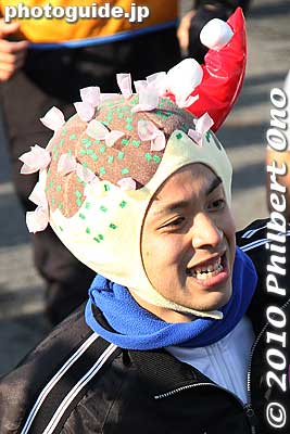 Some things I just dunno.
Keywords: tokyo marathon 2010 costume players cosplayers 