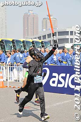 A few Darth Vaders were running too.
Keywords: tokyo koto-ku marathon runners big sight finish line 
