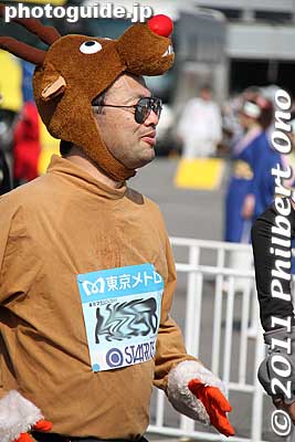 Reindeer.
Keywords: tokyo koto-ku marathon runners big sight finish line 