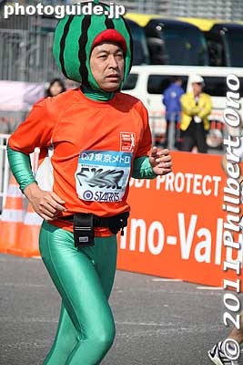 Watermelon head
Keywords: tokyo koto-ku marathon runners big sight finish line 